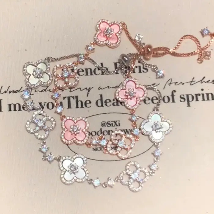 Sakura Kleeblatt Armband